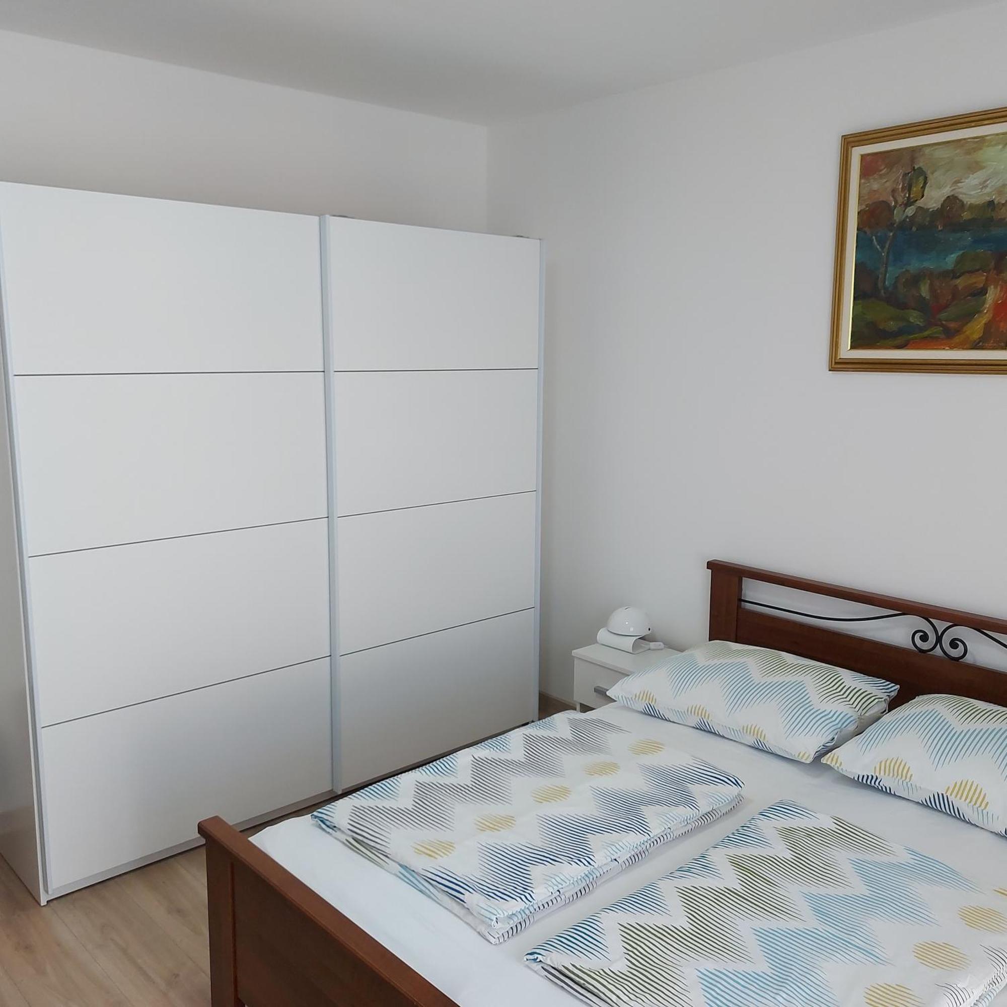 פאז'אנה Apartmani Slavulj מראה חיצוני תמונה