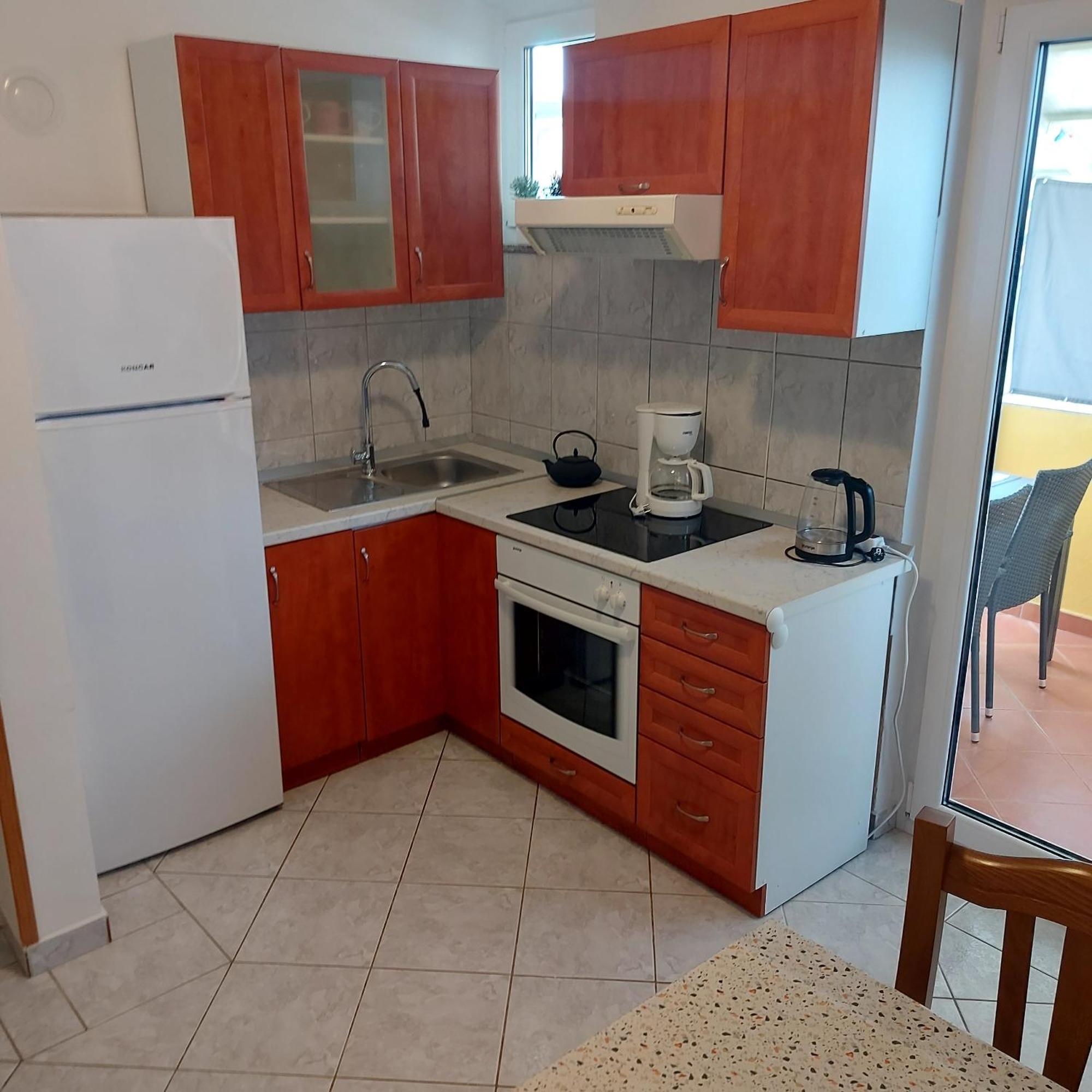 פאז'אנה Apartmani Slavulj מראה חיצוני תמונה
