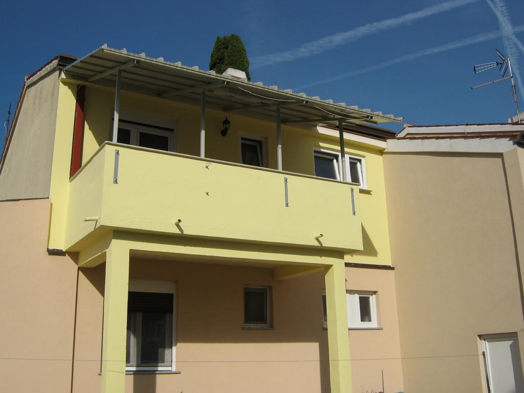 פאז'אנה Apartmani Slavulj מראה חיצוני תמונה